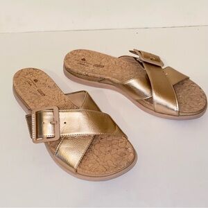 Clarks Cloudsteppers Cushioned Soft June Shell Rose Gold Sandals